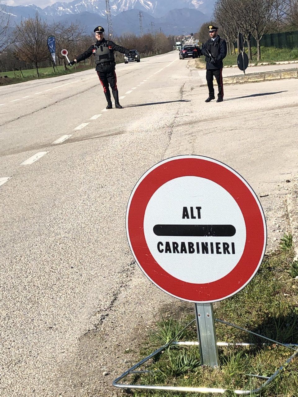 Serata di controlli, quattro patenti ritirate