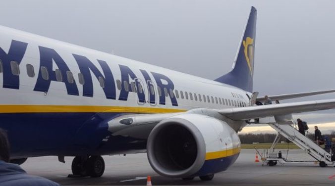 Fumo da un Boeing 737, scatta l’emergenza al Canova di Treviso