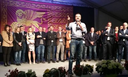 Matteo Salvini a Treviso davanti a una folla in delirio
