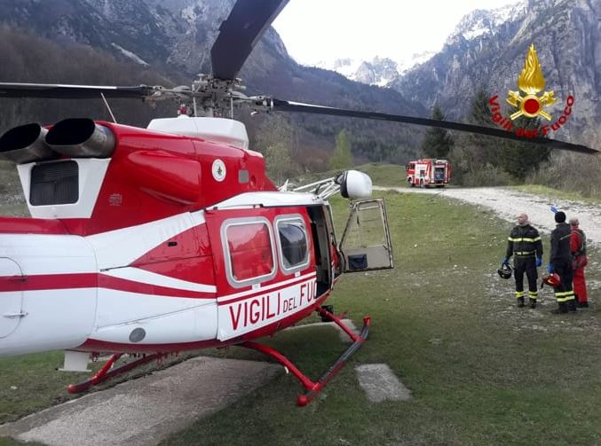 Travolto da una slavina sulla Strada degli Eroi (VIDEO)