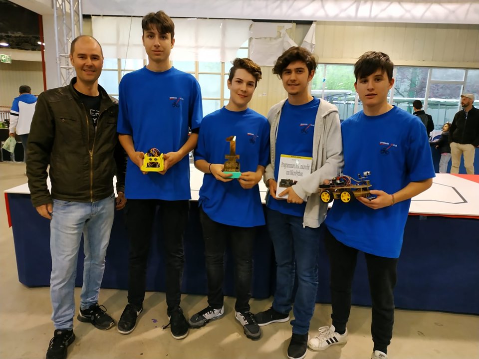 I cervelloni informatici raggiungono il podio alle Nazionali di robotica