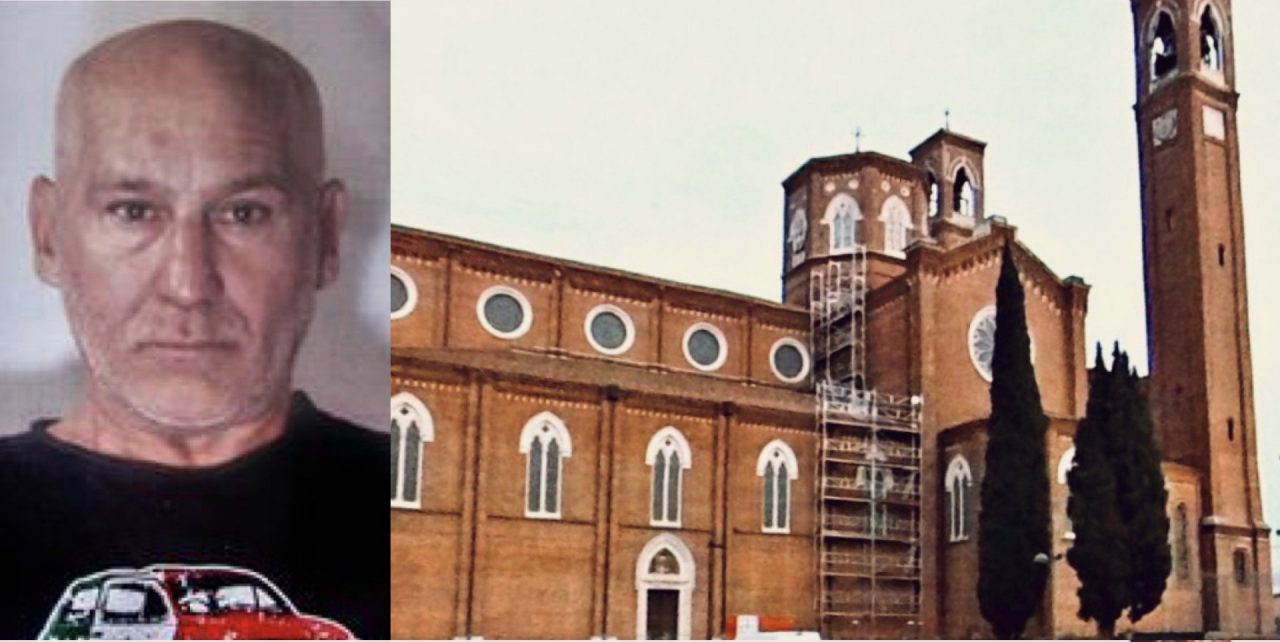 Piromane prende di mira il Tempio Ossario