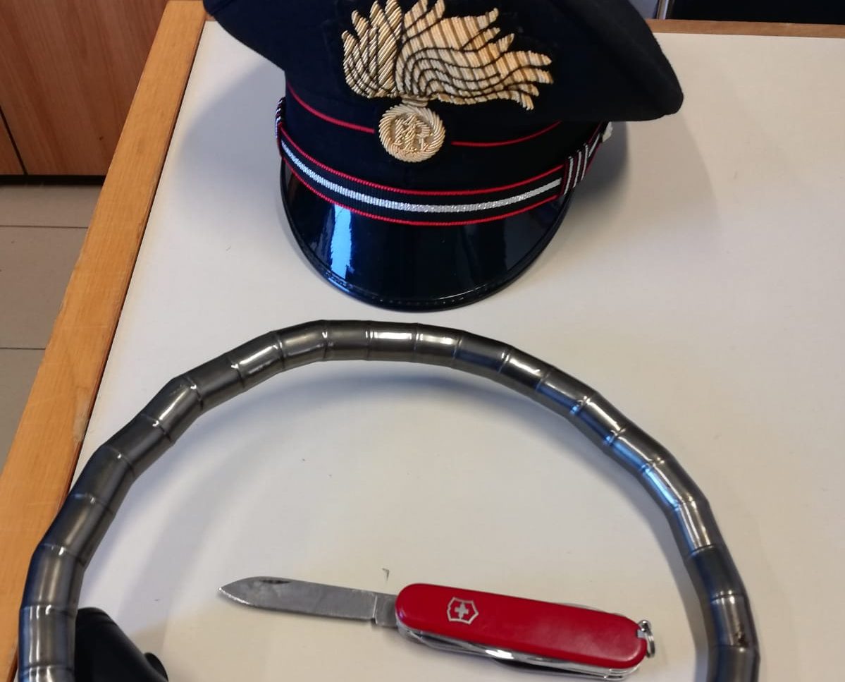 Denunciato un extracomunitario per porto abusivo di oggetti atti ad offendere