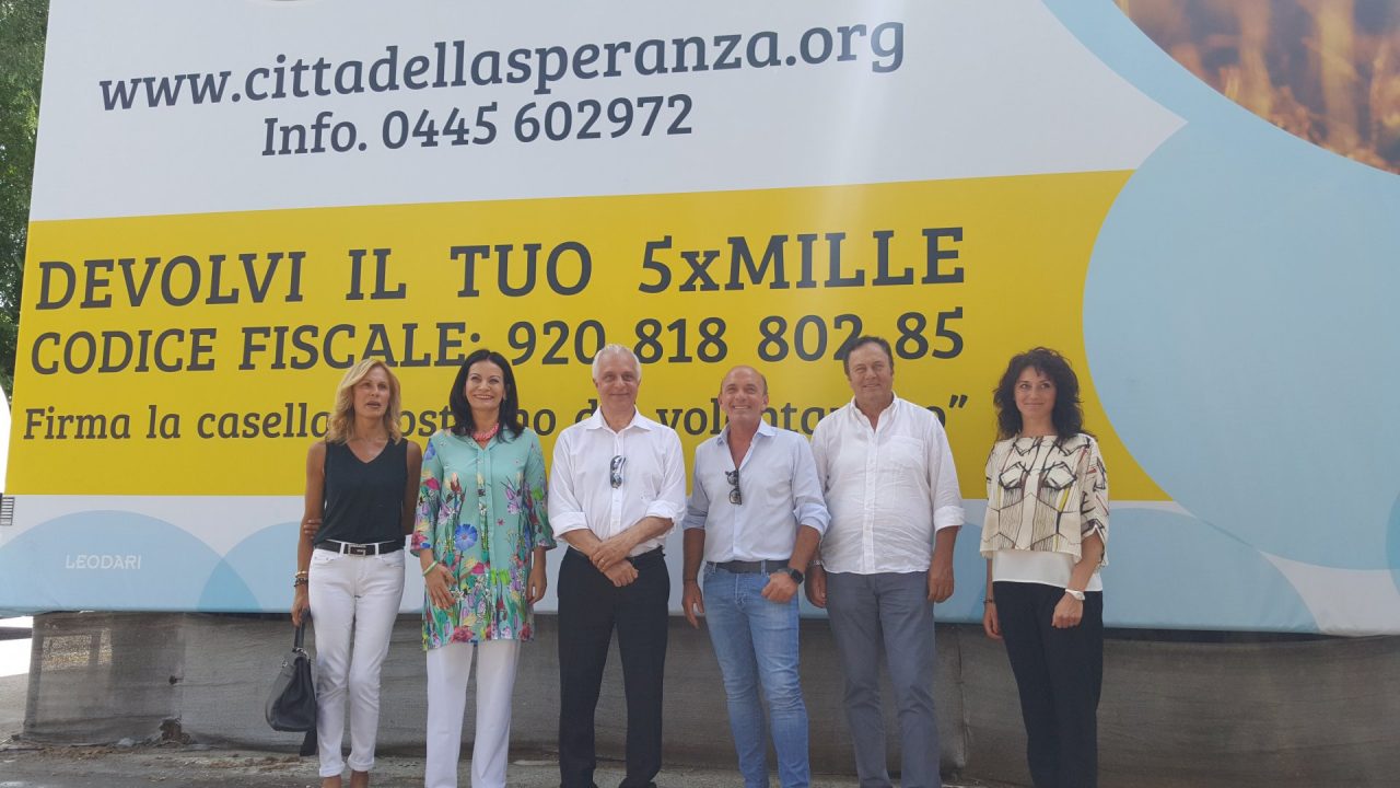 “Cosa ti rende felice?”: la maxi campagna di Città della Speranza donata da Melegatti a Vicenza