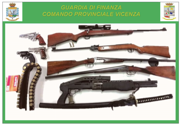 Guardia di Finanza: sequestrate armi illegalmente detenute