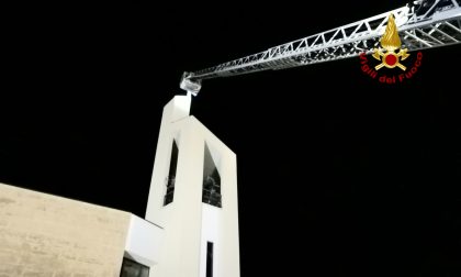 Incendio all'impianto d'illuminazione del campanile
