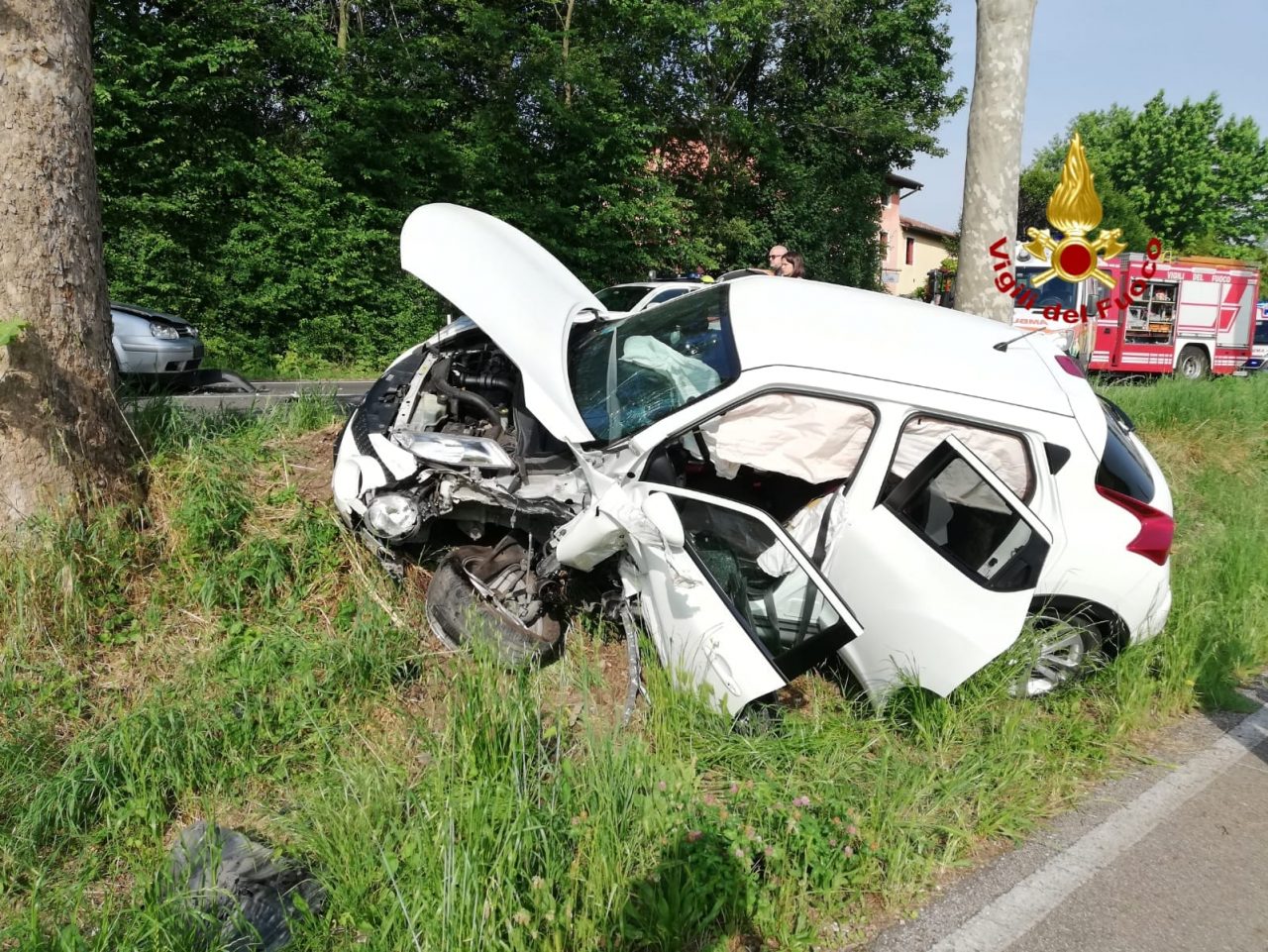 Incidente nella mattinata: tre feriti in un frontale a Longare