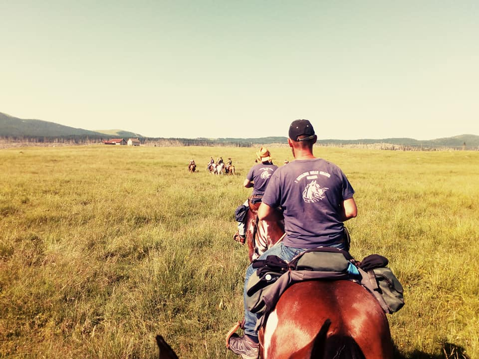 La sedicesima cavalcata dei «Cavalieri delle Colline»