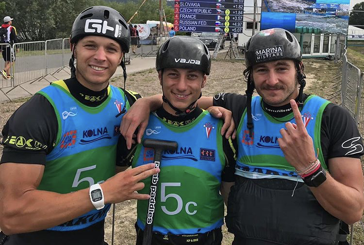 Canoa: Ceccon è campione del mondo nella gara a squadre