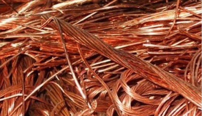 Scoperti su un camion carico di bobine di rame: era stato rubato due giorni prima in un’industria di Vicenza