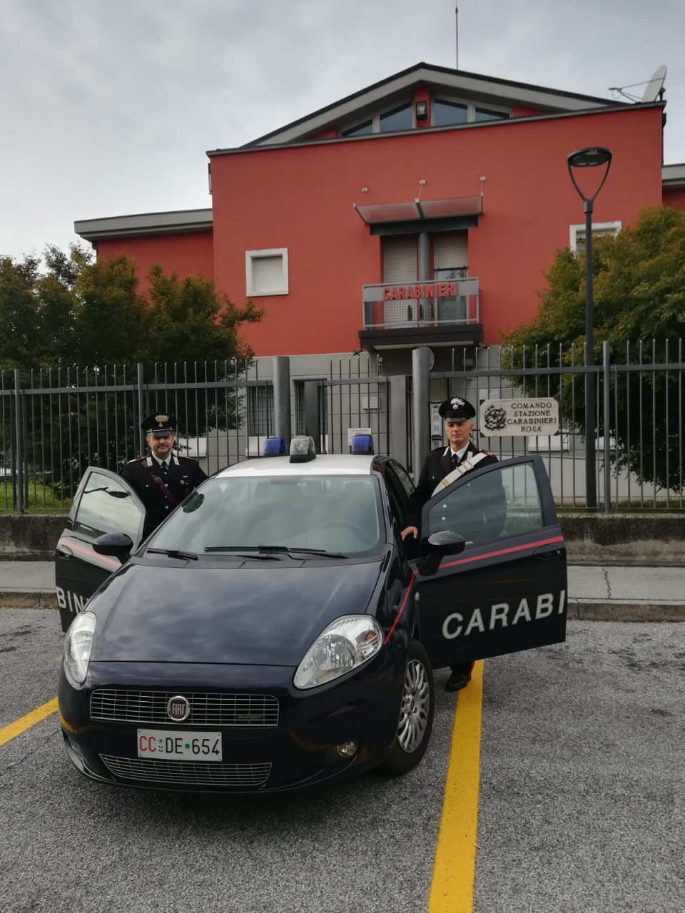 Controlli antidroga: un gruppo di giovani trovato in possesso di stupefacenti