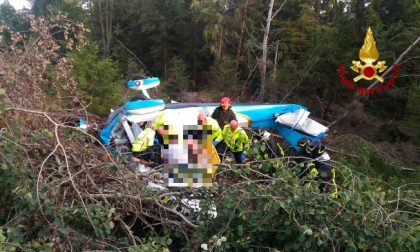 Aereo da turismo precipita in un bosco a Gallio: feriti i due piloti