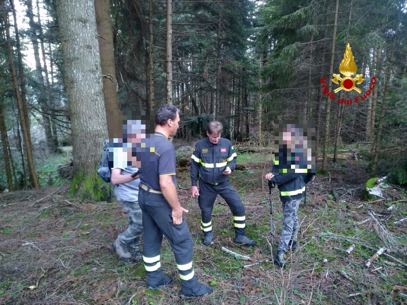Asiago: si perdono nel bosco e finiscono nei luoghi devastati da Vaia