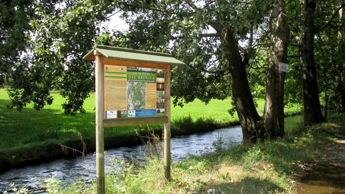 La passeggiata teatrale lungo il fiume Brenta