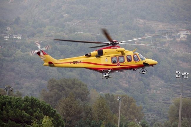 Perde il controllo della moto e cade in una scarpata in Sardegna: morto il 51enne Nicola Lago