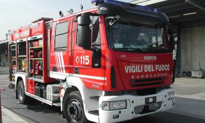 Auto a fuoco in autostrada a Montecchio