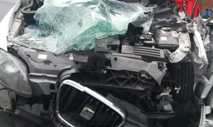 Incidente tra un'auto e un camion: Deceduta una donna 52enne