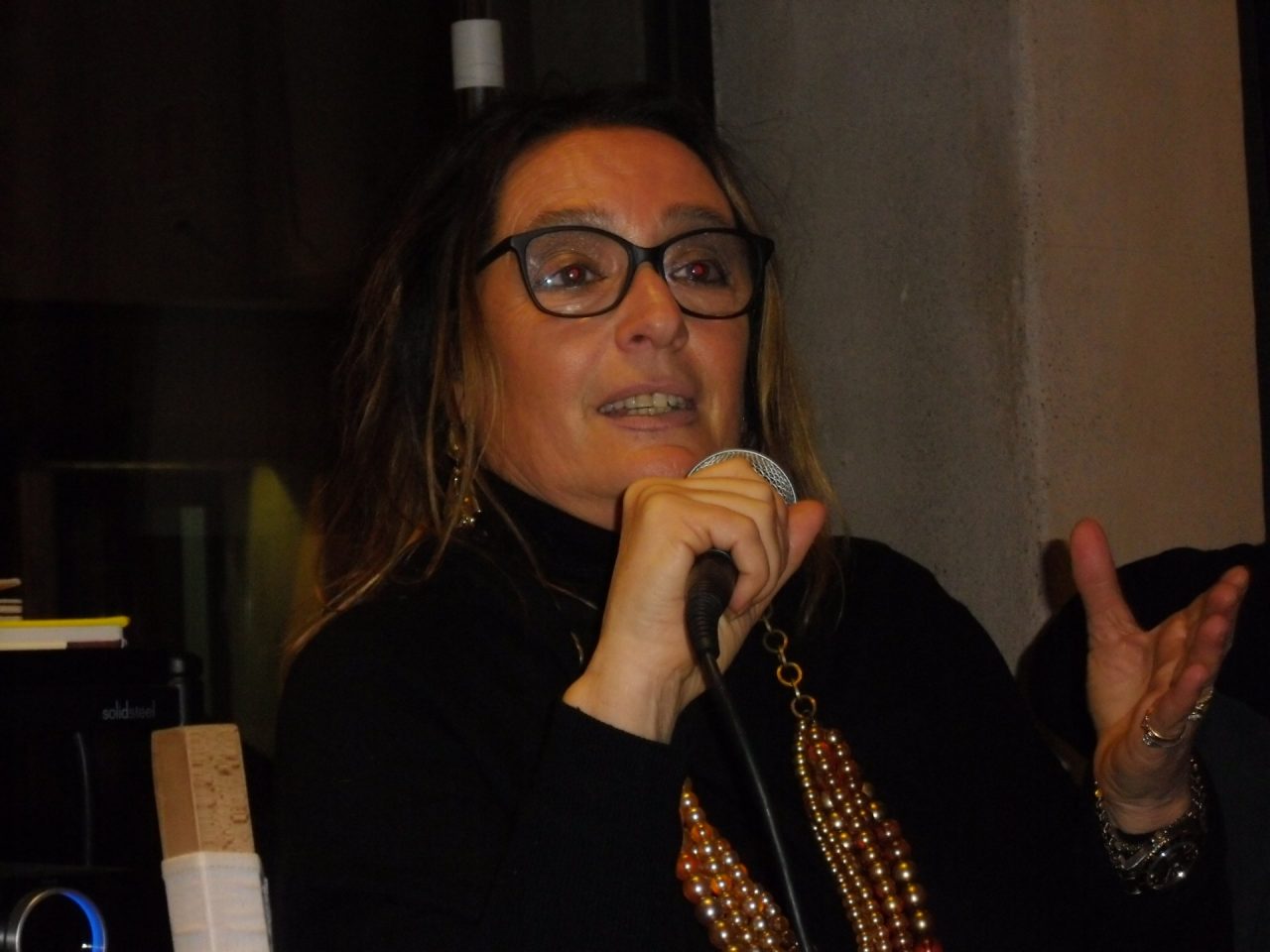 Paprika dolce al caffè dei Libri con Clara Caverzan