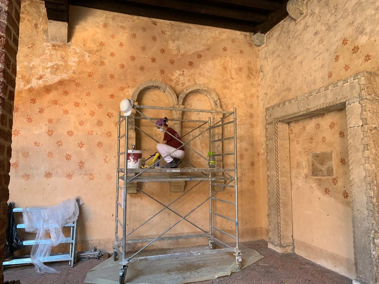 Al via il restauro degli affreschi del Castello Inferiore