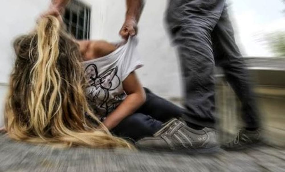 Finge un’aggressione per non fare l’esame di matematica