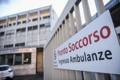 L’operaio 34enne precipitato dal tetto non ce l’ha fatta