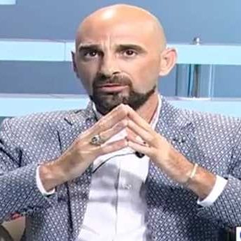«Chiesa più vicina agli irregolari che a Dio»