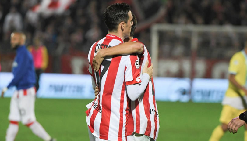 Il Vicenza vince e vola in testa
