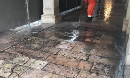 Marostica, nuova pulizia dei portici del centro storico