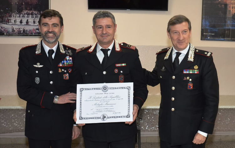 Consegnata la medaglia Mauriziana al Luogotenente Gianluca Lombardi