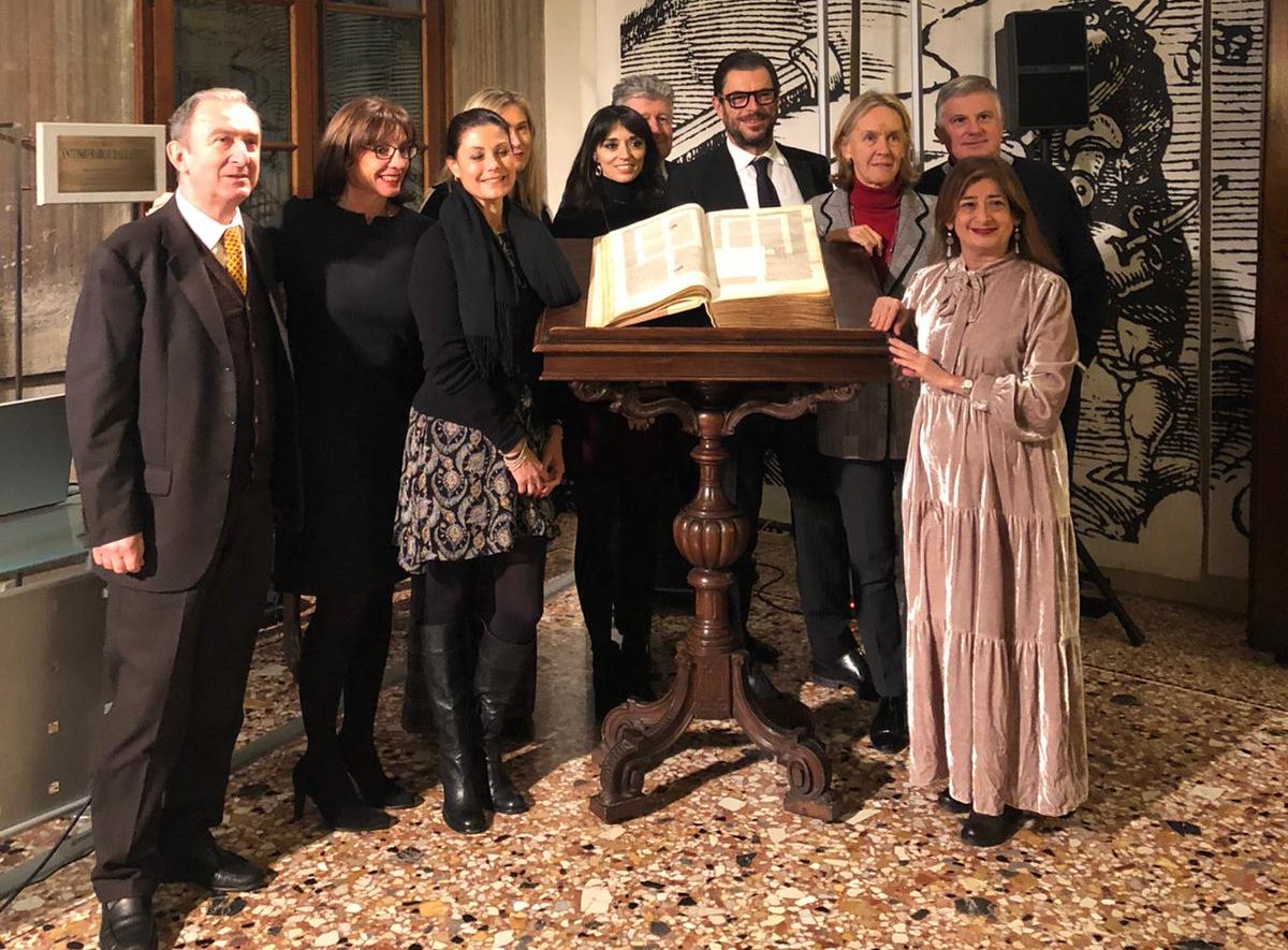 Il Consiglio comunale di Vicenza aderisce all’iniziativa della Bertoliana “Adotta un libro”