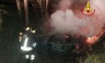 Auto in fiamme: Abbandonata e senza targa