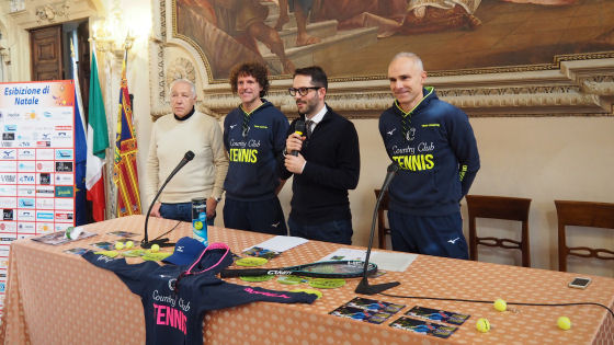 Tennis, Esibizione di Natale tra Sonego e Kracman