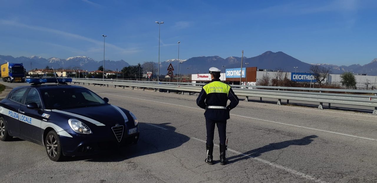Furto alla Decathlon di Thiene, denunciato