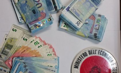 Riciclaggio, la Gdf sequestra contante per 109mila euro