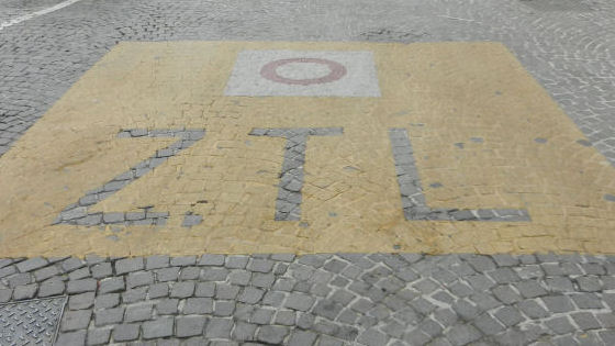 In pochi mesi colleziona 235 multe per transito in ztl