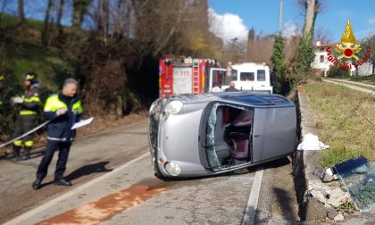 Si Ribalta Con L'auto Restando Incastrata Nell'abitacolo - Prima Vicenza