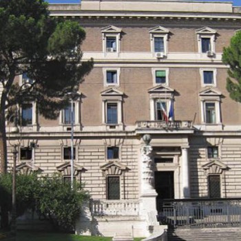 Viminale: sì alla spesa in altro comune purché il negozio sia il più vicino alla propria casa