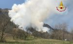 Valle del Chiampo, vasto incendio: "Spegnimento finirà domani" - VIDEO