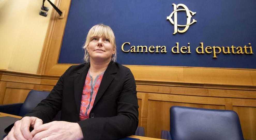Sara Cunial, la deputata bassanese fermata sulla Via del Mare: “E’ per lavoro”. Sanzionata