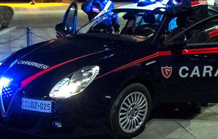 Evade dai domiciliari di notte ma viene scoperto dai Carabinieri: 22enne arrestato