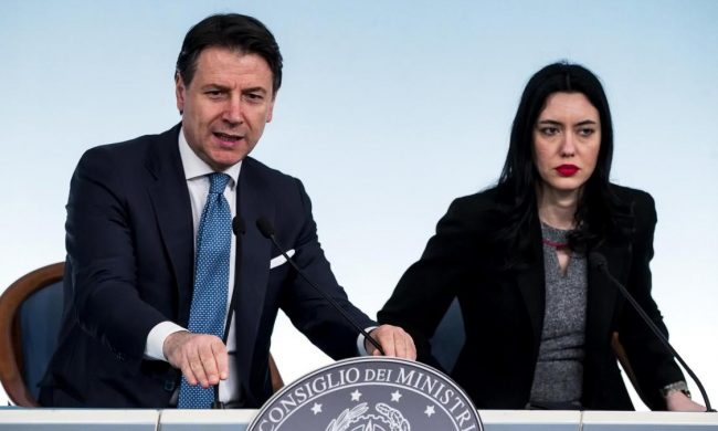 Decreto scuola: tutti ammessi e maturità online, ma non solo. Testo appena approvato