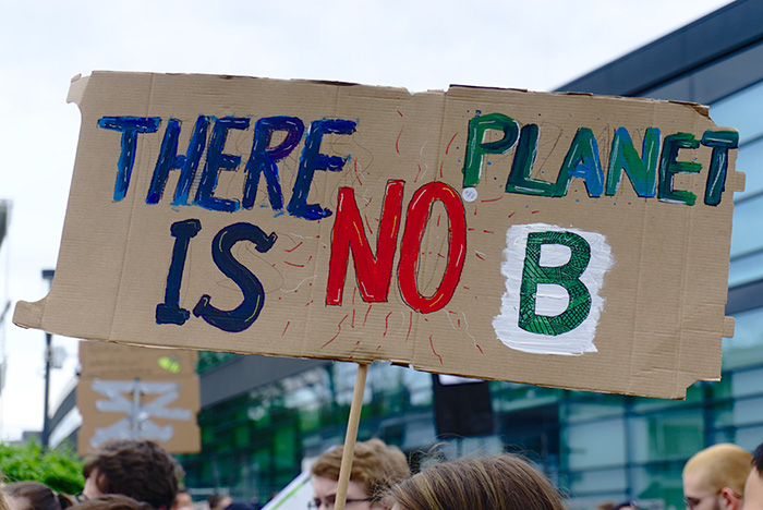Manifestazione per il clima a Vicenza, il corteo di Fridays for Future al Bosco Lanerossi