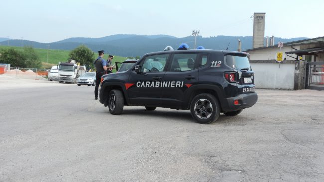 Cerca di rivendere al proprietario la mountain bike rubata, scoperto dai carabinieri e denunciato per ricettazione