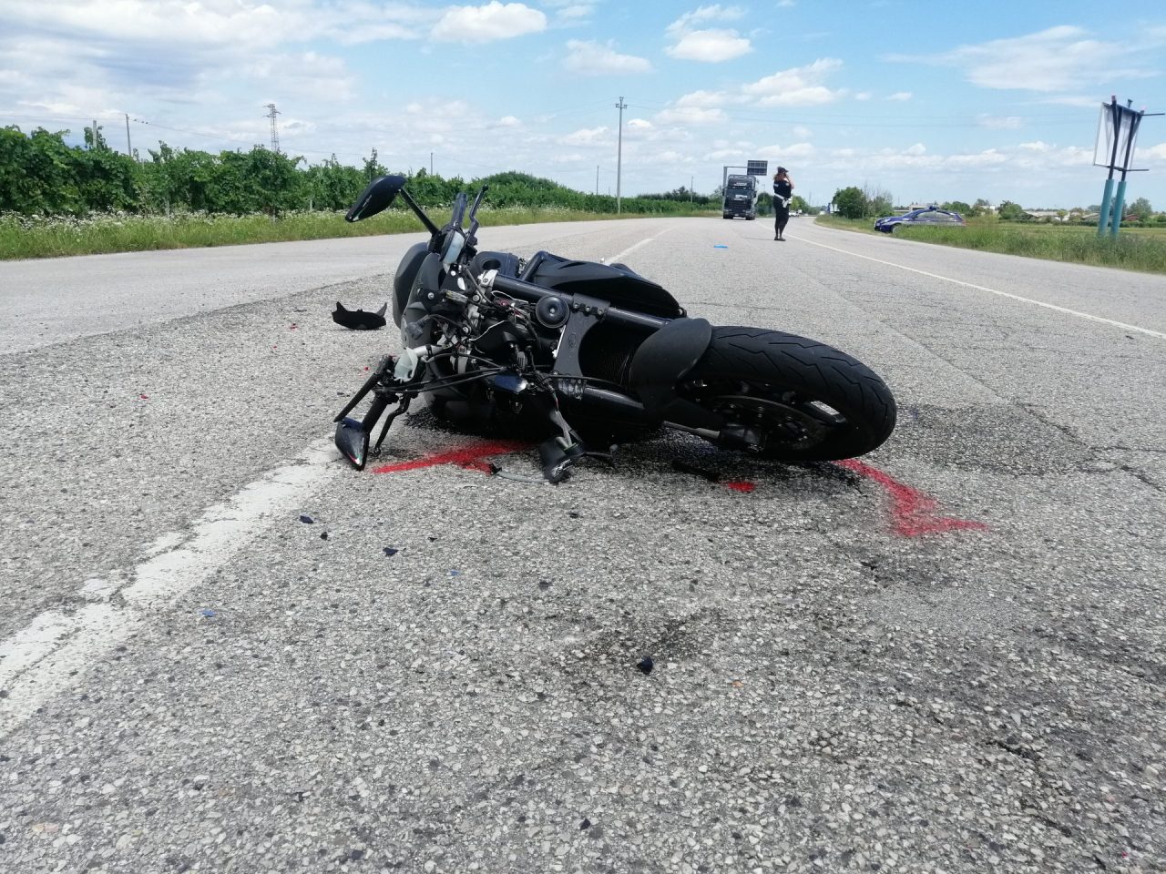 Incidente Thiene, scontro tra auto e moto: centauro ferito
