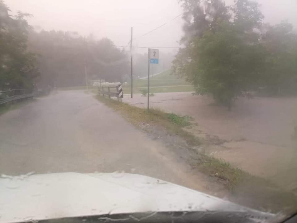 Maltempo Pedemontana, disastro a Solagna: riunione d’emergenza a Bassano – VIDEO