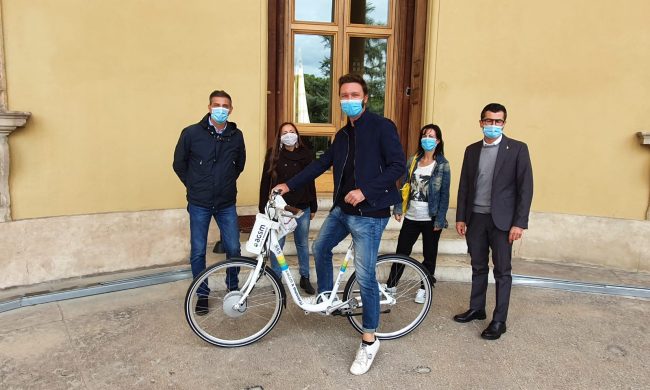 Pendolare di Vicenza premiato dall’App “Muoversi”. Zanotto: “Sempre più persone usano mezzi sostenibili”