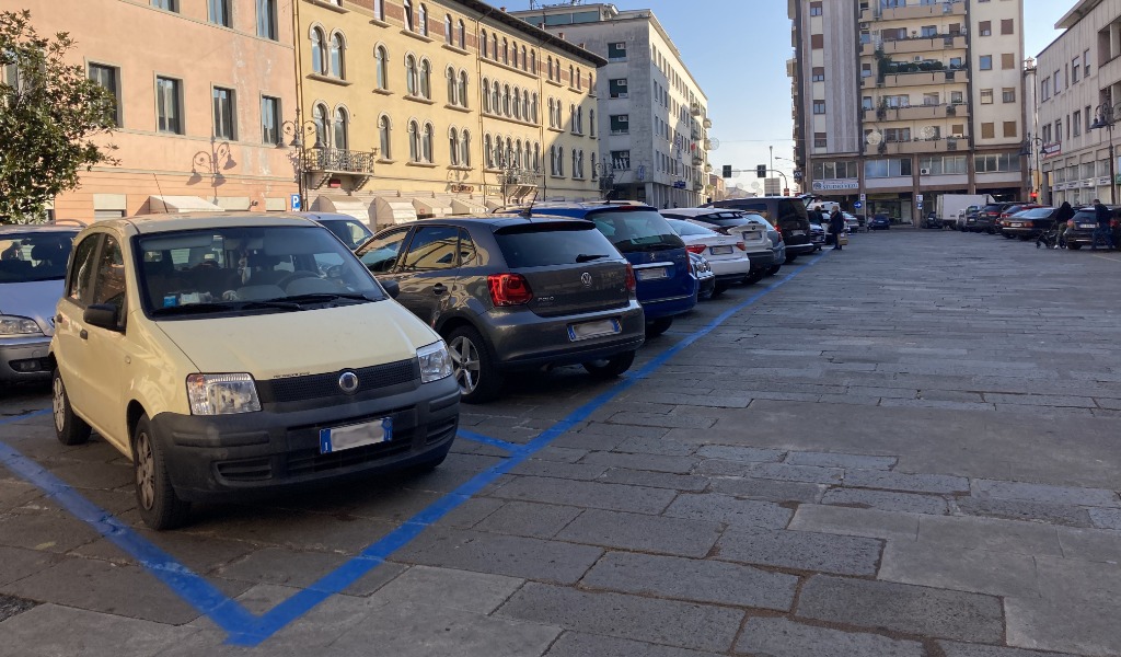 A Schio da questo weekend tre ore di sosta gratuita nei parcheggi a pagamento