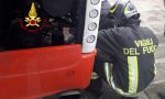 Principio d'incendio al pullman, l'autista spegne le fiamme con l'estintore