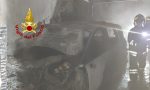 Incendio in un garage, a fuoco automobile e ciclomotore