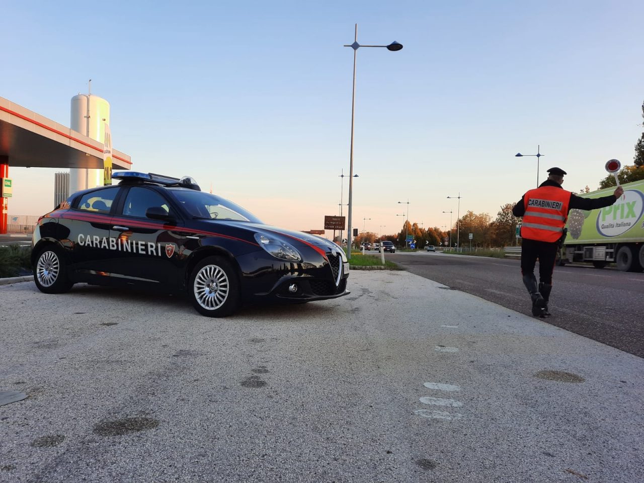 Truffa aggravata all’Inps, l’autocertificazione fasulla costa cara a un camionista romeno